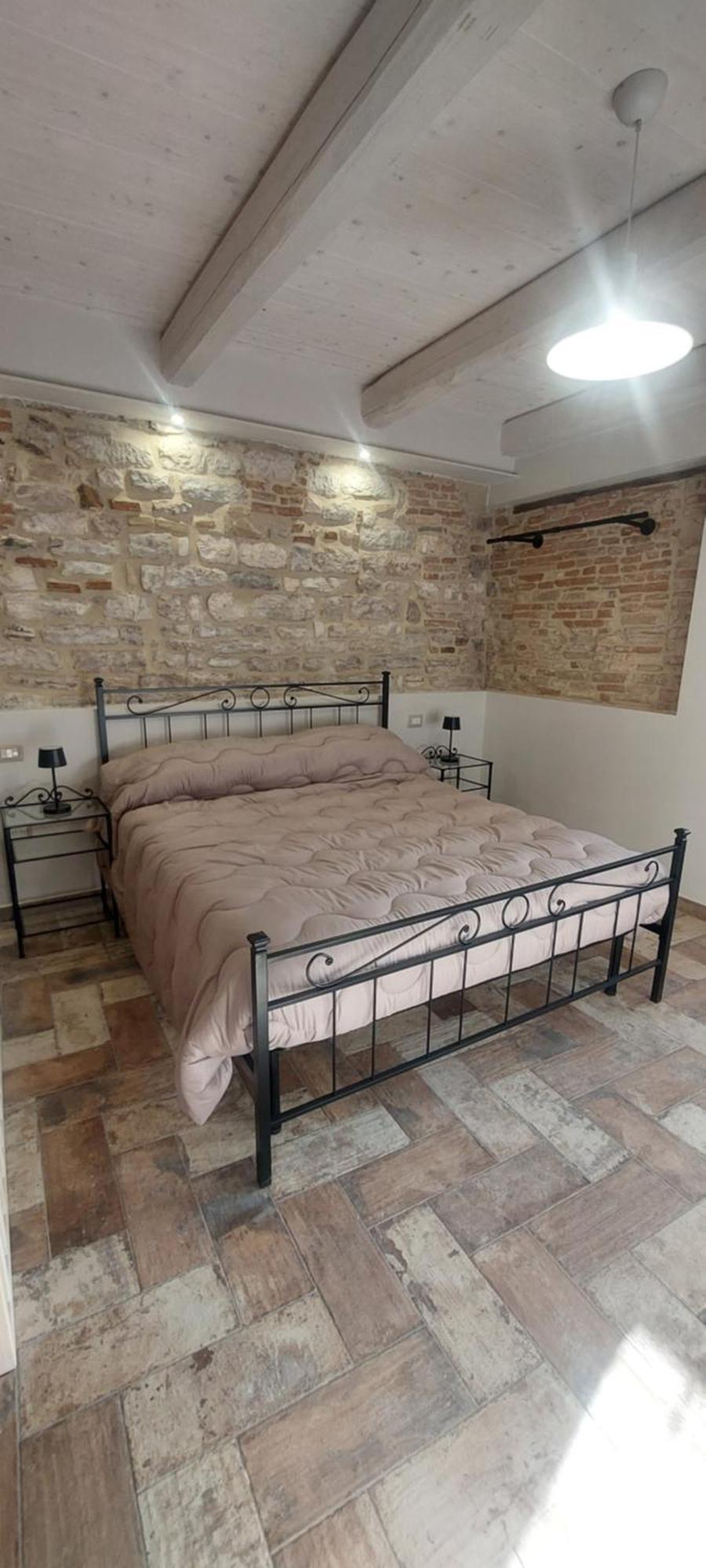 Via Mazzini Home Gubbio Zewnętrze zdjęcie